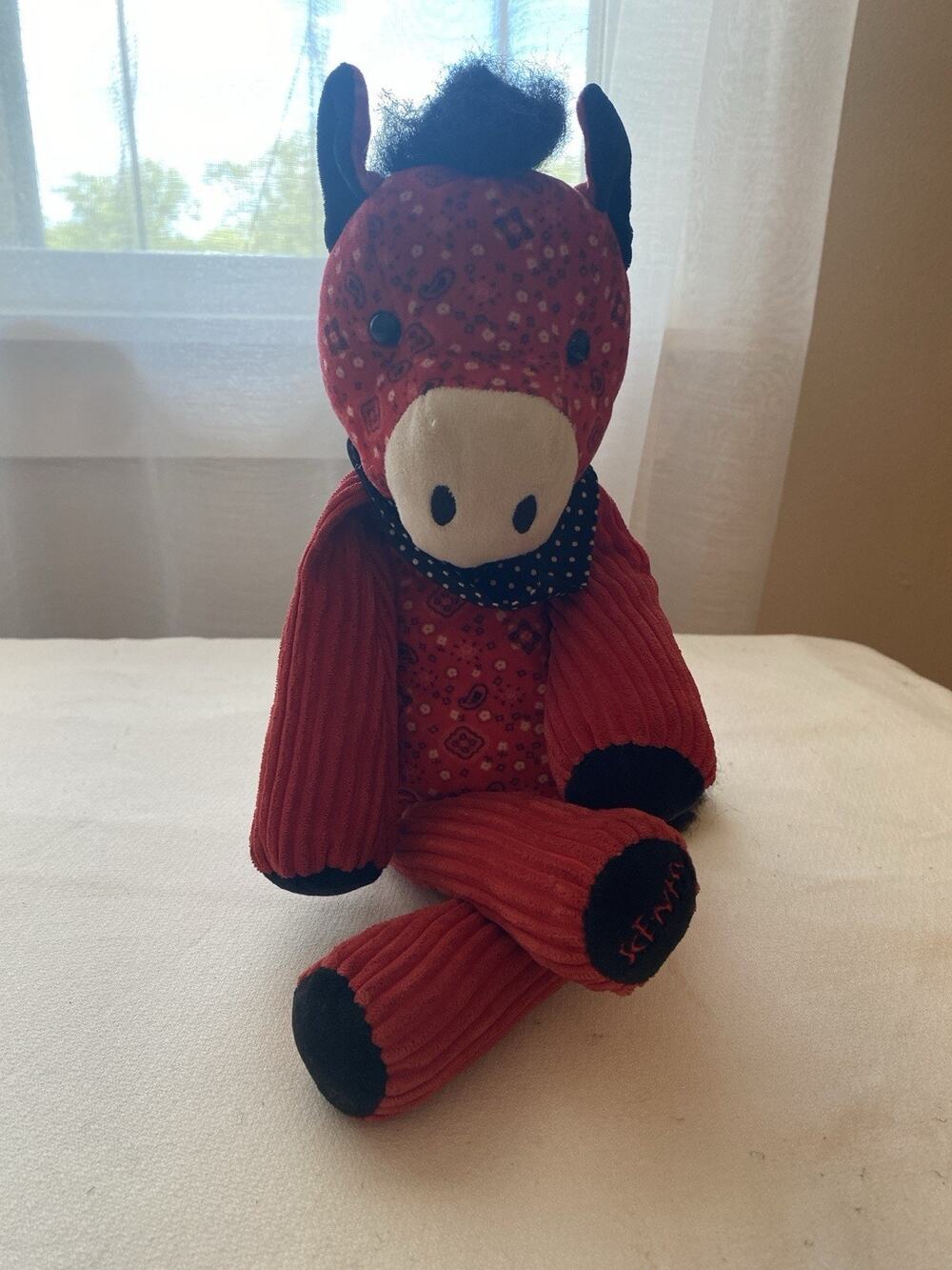 Scentsy Buddy Bandit The Horse Plush Red Flowers Black Mane Tail No Scent Pack